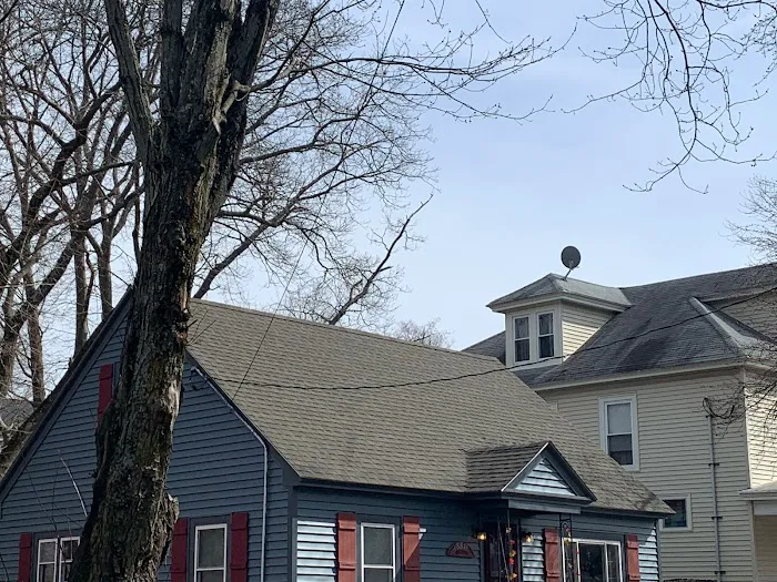 Manchester NH Roofing and Siding Picture 1