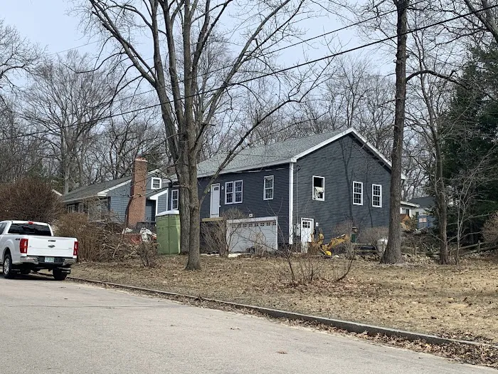 Manchester NH Roofing and Siding Picture 3