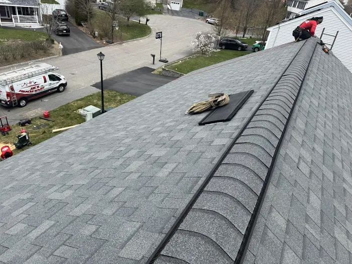 Joe's Roofing Construction Picture 10