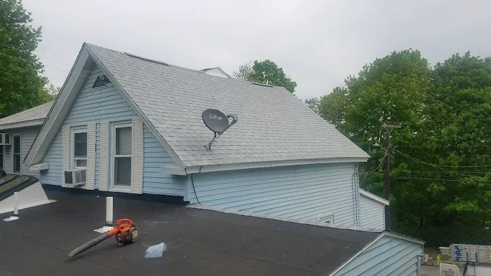 Roofing and Closet Masters Picture 3