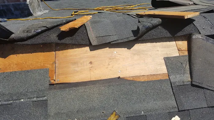 Piper Roofing & Vinyl Siding Picture 10