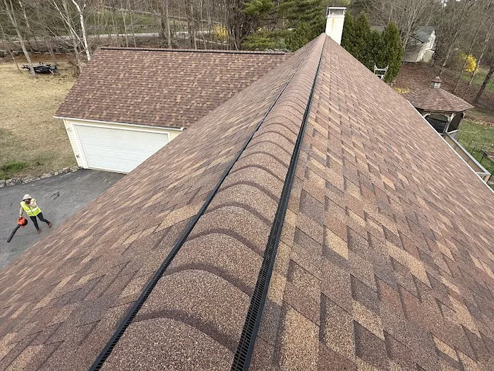 Winnipesaukee Roofing & Siding Picture 1