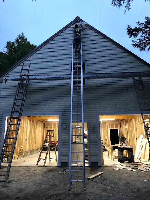 Winnipesaukee Roofing & Siding Picture 2