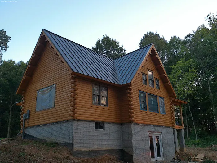 Hickory Roofing and Construction Picture 1