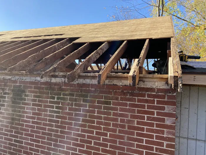 C &J Roofing, LLC Picture 7