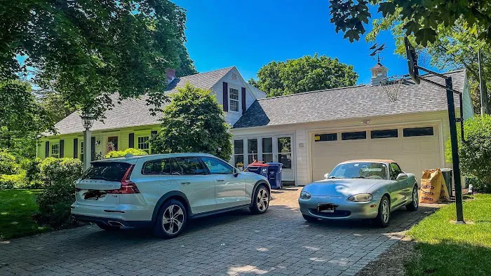 B & R Fournier Construction Inc Picture 3