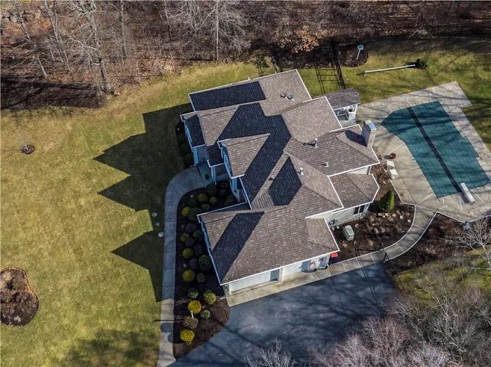 B & R Fournier Construction Inc Picture 8