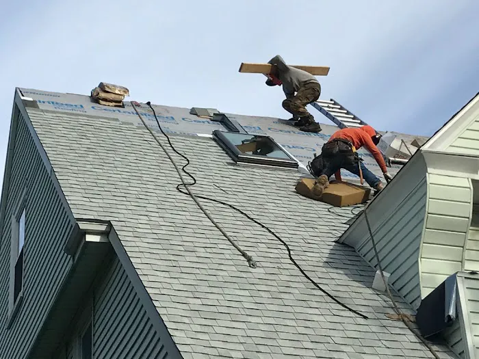 MR. ROOF. INC Picture 2