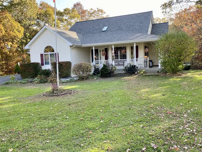 Mike's Roofing Construction Picture 2