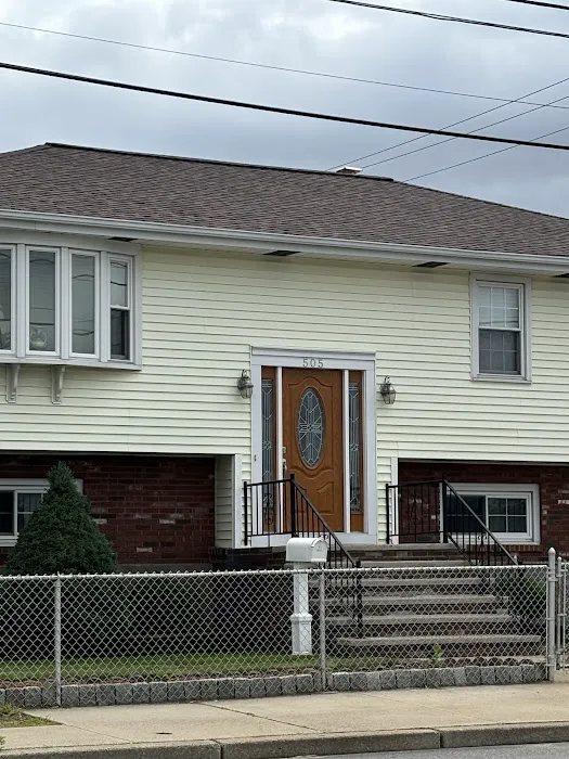 Mike's Roofing Construction Picture 10