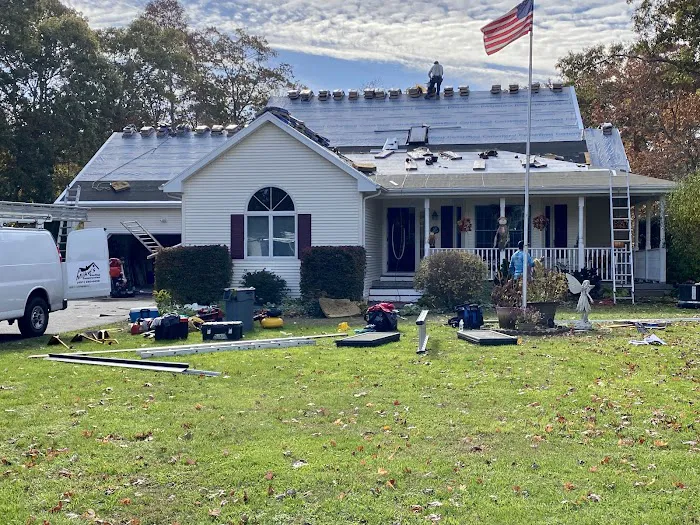 Mike's Roofing Construction Picture 8