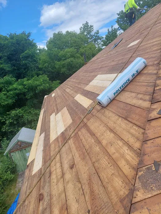 CASTRO ROOFING CONSTRUCTION INC Picture 5