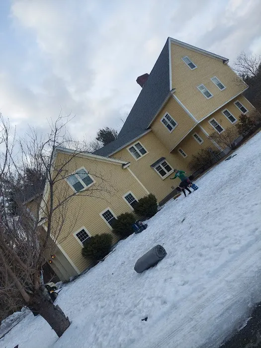 CASTRO ROOFING CONSTRUCTION INC Picture 3