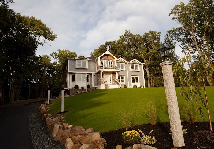 Merrimack Roofing & Construction Group Picture 4