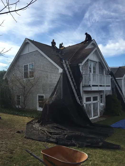 Mr. B's Roofing Picture 1