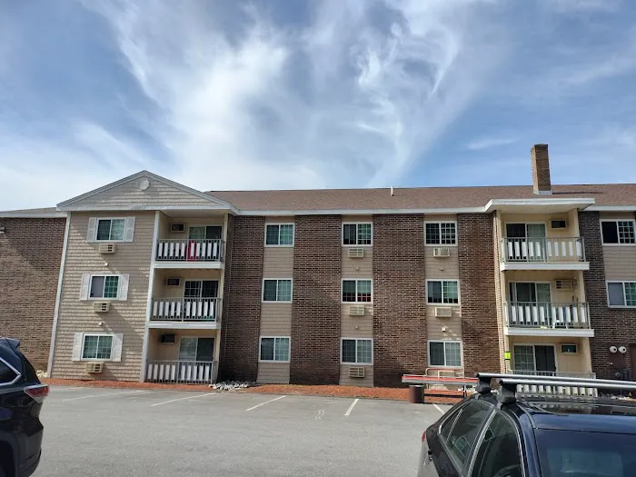 Rj's Roofing and Siding LLC Picture 2