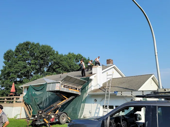 Quality Roofing & Siding LLC Picture 9