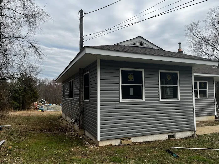 House Transformers Inc. Picture 8