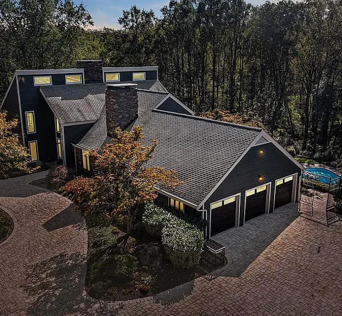 GRB Roofing - A Division of Golden Ratio LLC Picture 3