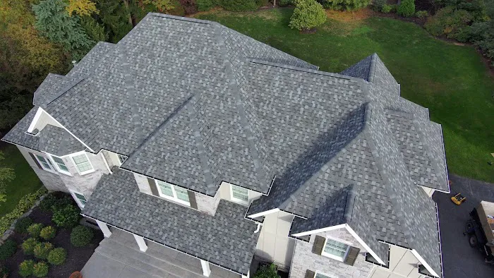 Rivera Contractors & Roofing LLC Picture 1