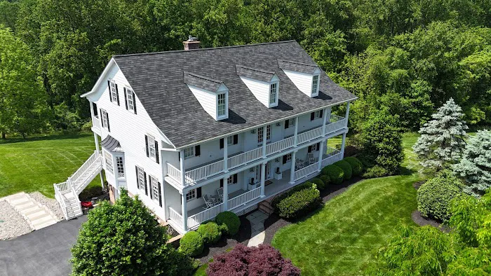 AC Matthews Roofing & Exteriors Picture 7