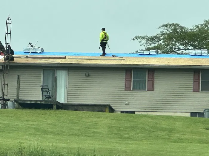 AC Matthews Roofing & Exteriors Picture 2