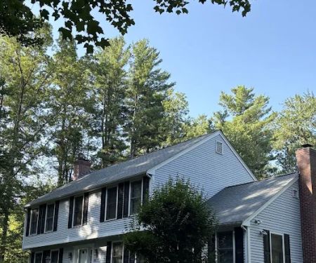 UNIVERSAL ROOFING INC