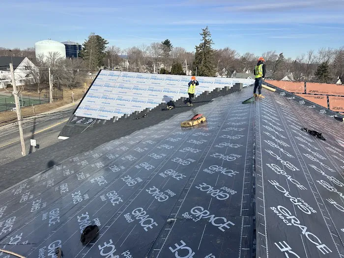 UNIVERSAL ROOFING INC Picture 6