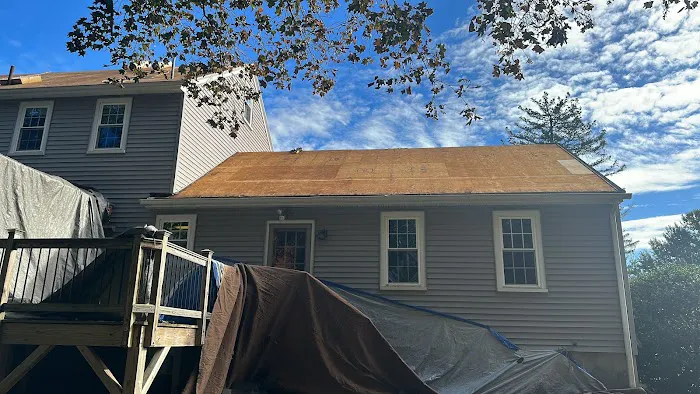 UNIVERSAL ROOFING INC Picture 9