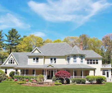 H&R ROOFING