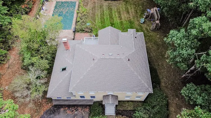 H&R ROOFING Picture 10