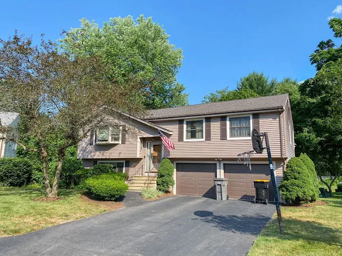 H&R ROOFING Picture 9