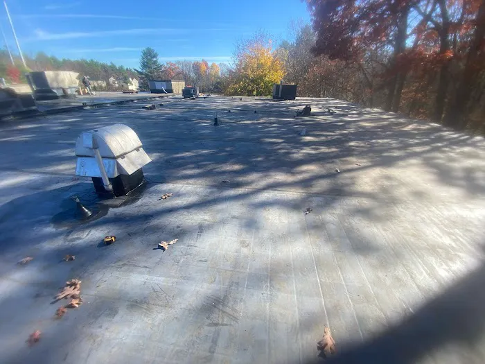 J&R Construction Roofing Picture 6