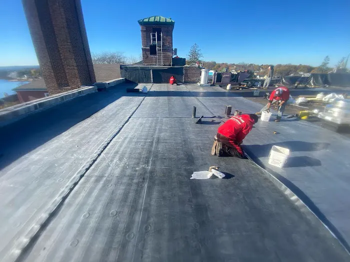 J&R Construction Roofing Picture 2