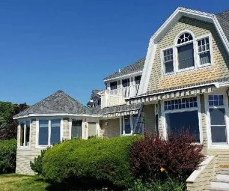 Clayton & Sons Construction