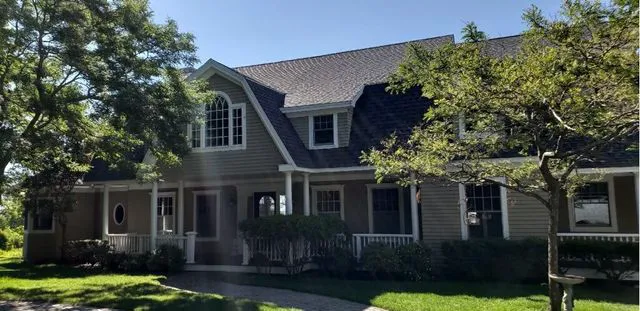 Clayton & Sons Construction Picture 5