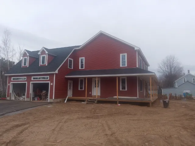 Modern Exteriors Vermont Picture 3