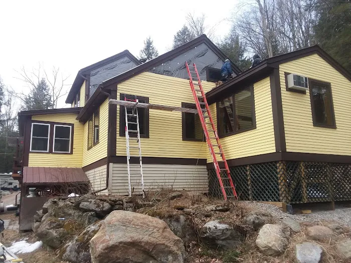 Modern Exteriors Vermont Picture 8