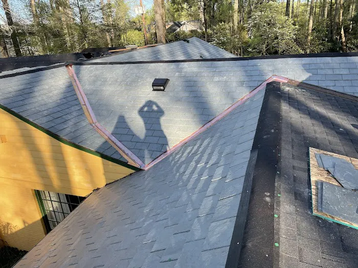 E & J Roofing and Construction, LLC Picture 4