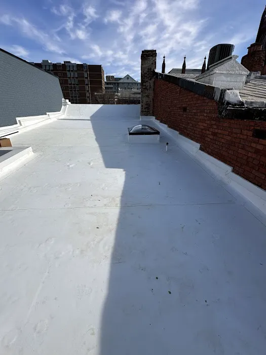 E & J Roofing and Construction, LLC Picture 1