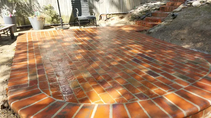 Capitol Improvements - Roofing Company & Siding Contractor Picture 2