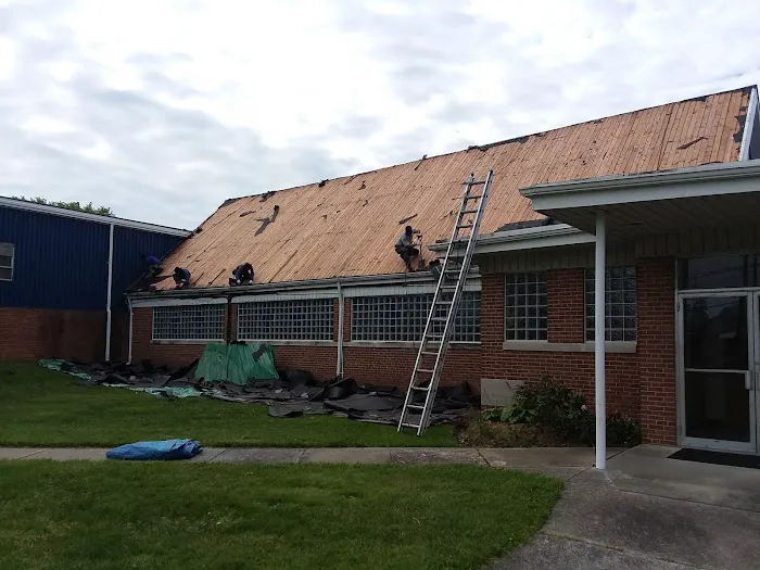 Economic Roofing Co Picture 1