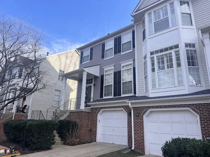 SAS EXTERIORS LLC Picture 6