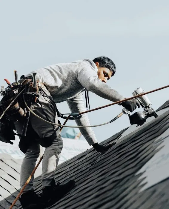 Miranda Contractors & Roofing, LLC Picture 8