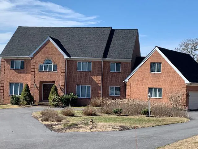 The Thomas Roofing Company, Inc. Picture 1