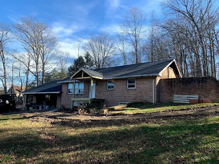 Hometown Custom Exteriors Picture 8