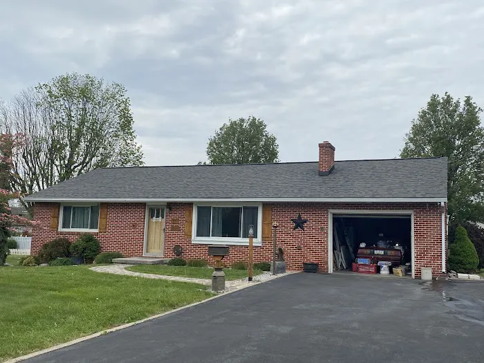 3 Clovers Roofing & Construction Inc. Picture 5