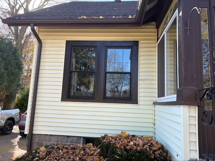 Shore Lock Homes Picture 9