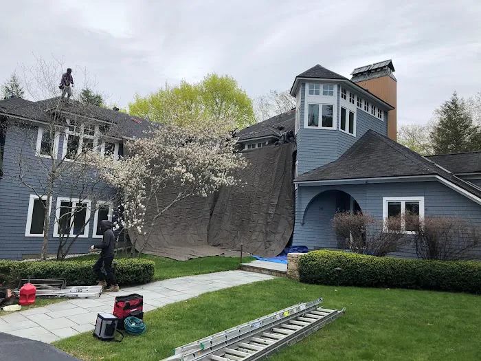 Natarelli & Son Roofing and Gutters Picture 1