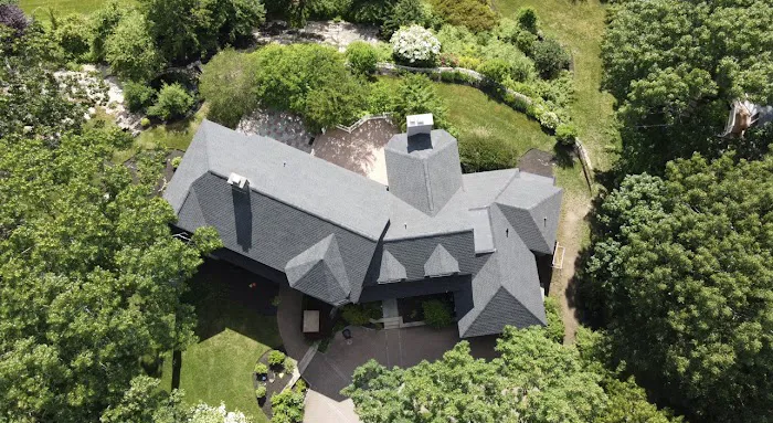 Arya Roofing & Contracting Picture 2